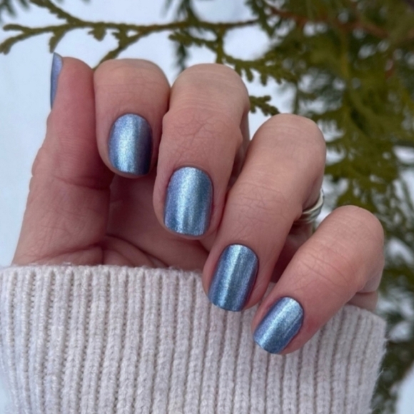 Color Street Other - Color Street Party Glower Shimmering Blue Nail Polish Strips